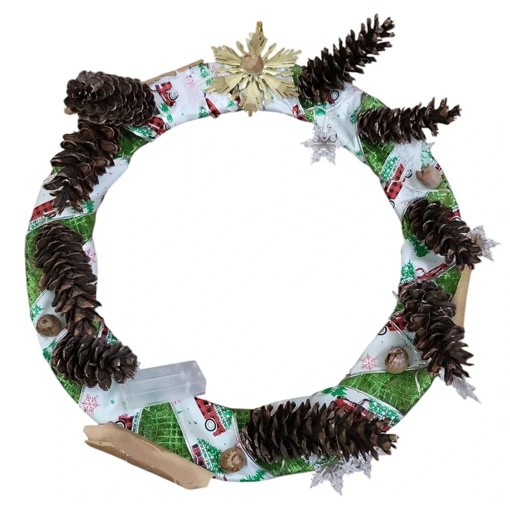 Christmas Decorative Pinecone Vintage Truck Candy Cane Wreath Farmhouse